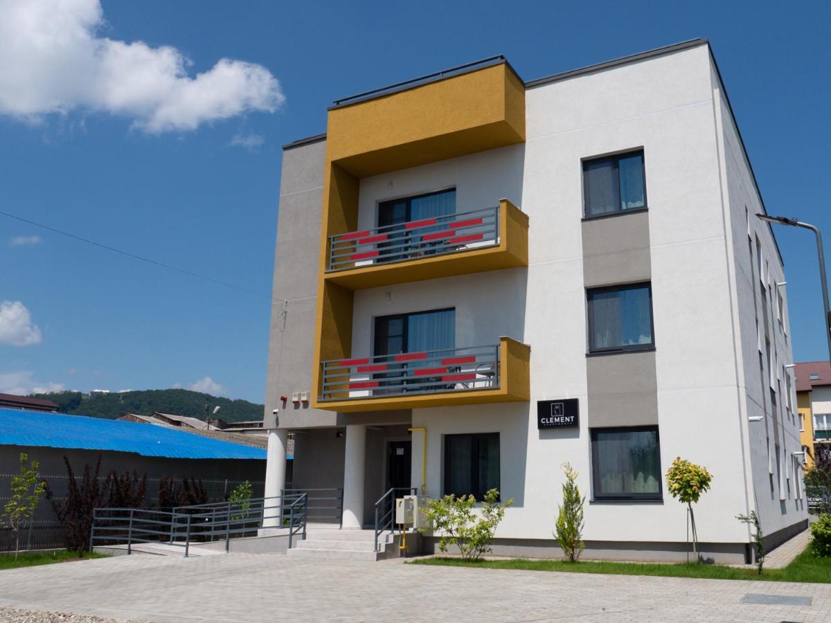 Clement Apartments Piatra Neamţ Exterior foto